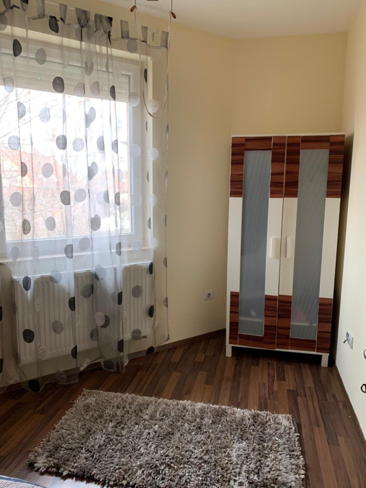 Airport Road/Repter Koezeli Haz Privat Parkoloval Apartment Budapest Exterior photo